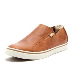 Men’s ugg slip on casual shoes